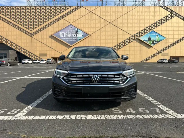 Volkswagen Sagitar — Фото автомобиля 3