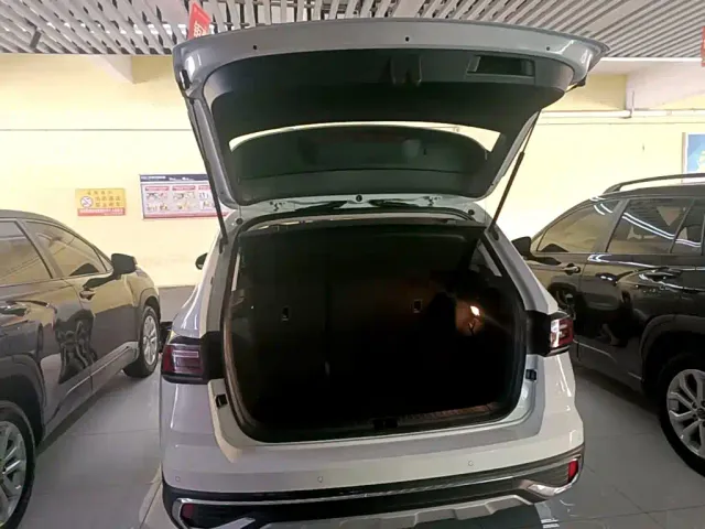 Volkswagen Tharu — Фото автомобиля 18