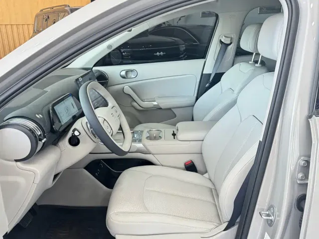 BYD Yuan PLUS — Фото автомобиля 9