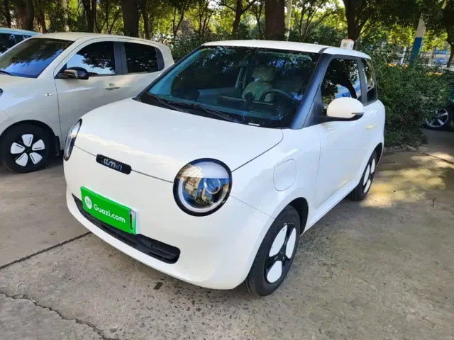 Фотография автомобиля — Changan Lumin