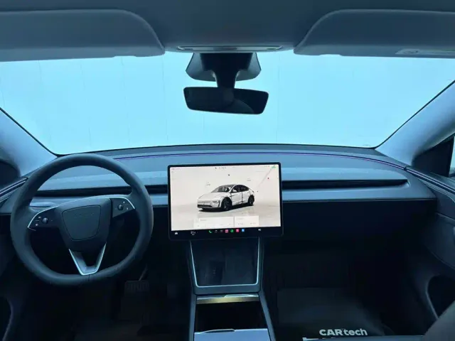 Tesla Model Y — Фото автомобиля 20