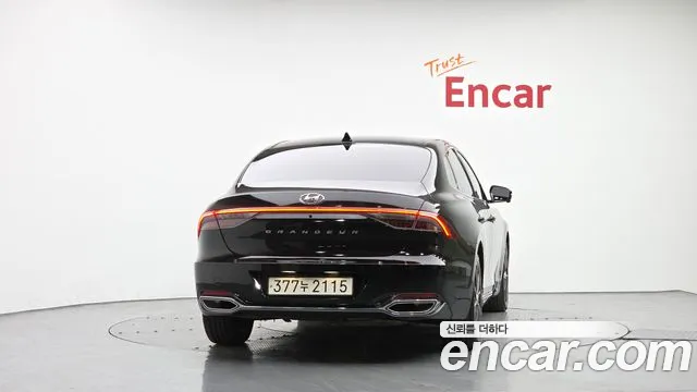 Hyundai Grandeur New — Фото автомобиля 4
