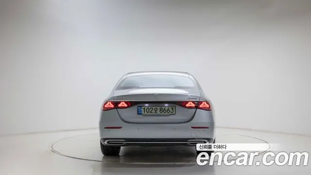 Mercedes-Benz E-Class W214 — Фото автомобиля 4