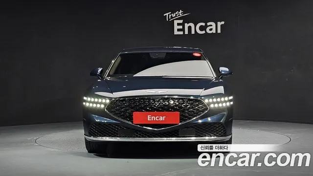 Genesis G90 Бензин 3.5 турбо AWD — Фото автомобиля 3
