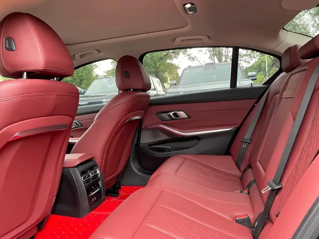 BMW 3 Series — Фото автомобиля 7