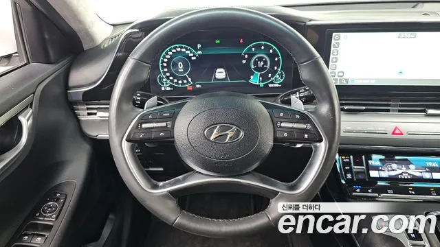 Hyundai Grandeur New — Фото автомобиля 21