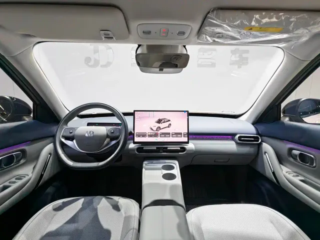 Leapmotor A10 — Фото автомобиля 5