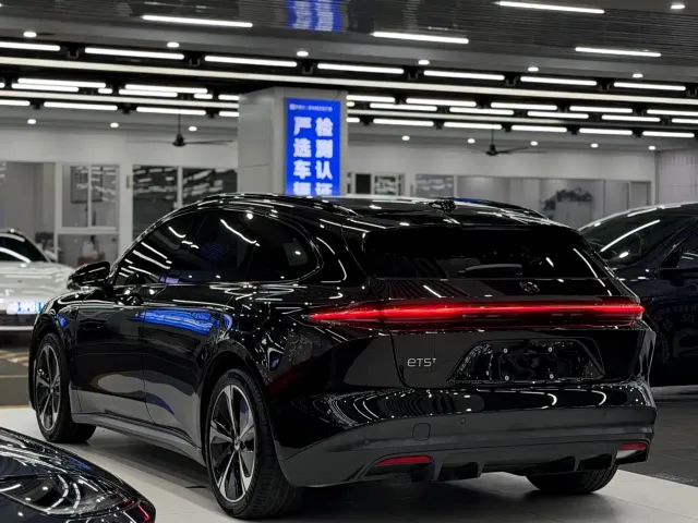 Nio ET5 Touring — Фото автомобиля 3