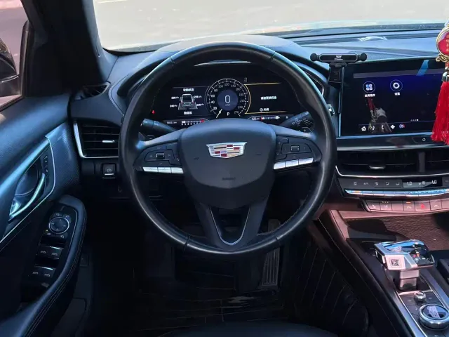 Cadillac CT5 — Фото автомобиля 5