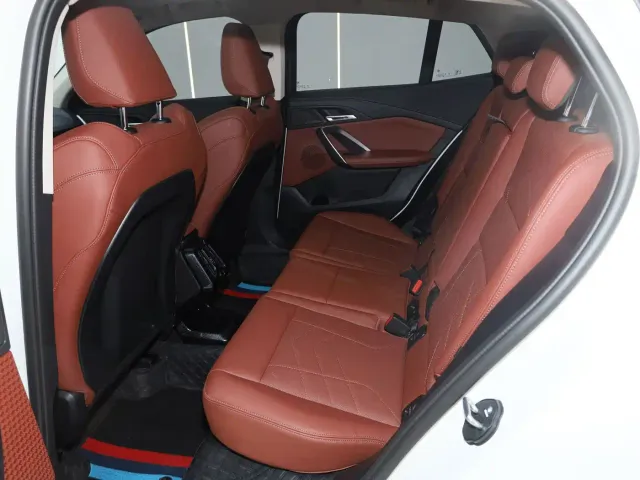 BMW X2 — Фото автомобиля 12