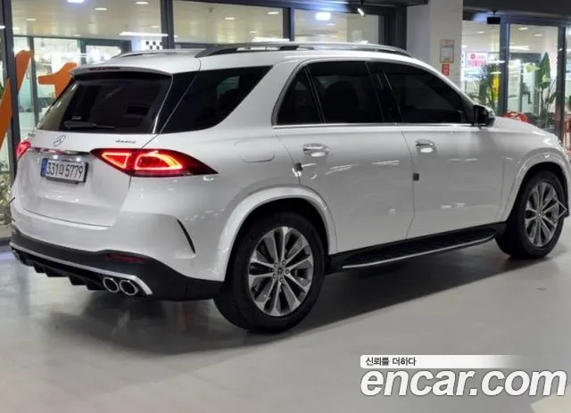 Mercedes-Benz GLE-Class — Фото автомобиля 4