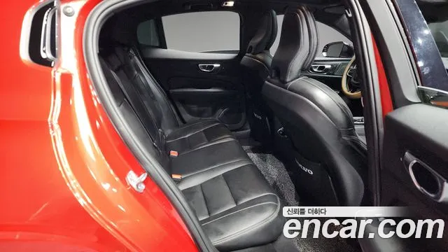 Вольво S60 S60 третьего поколения B5 R-Design — Фото автомобиля 12