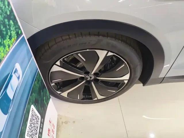 Nio EC7 — Фото автомобиля 22