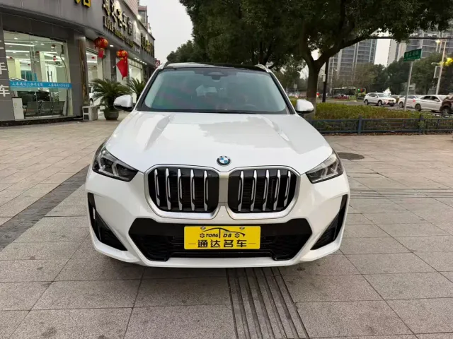 BMW X1 — Фото автомобиля 2
