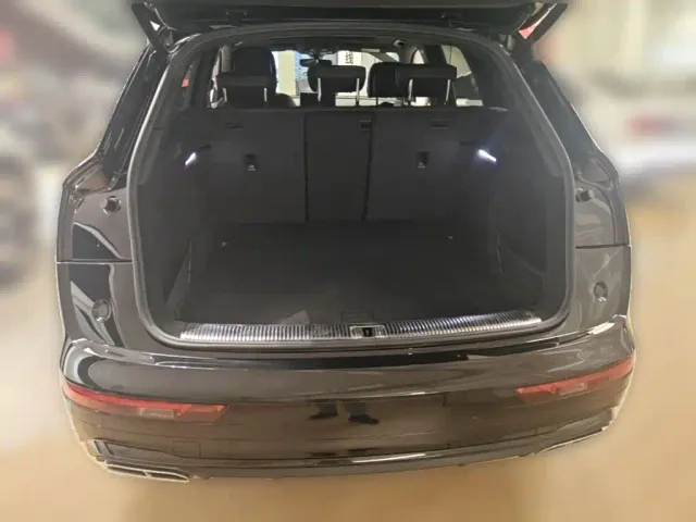 Audi Q5L — Фото автомобиля 23