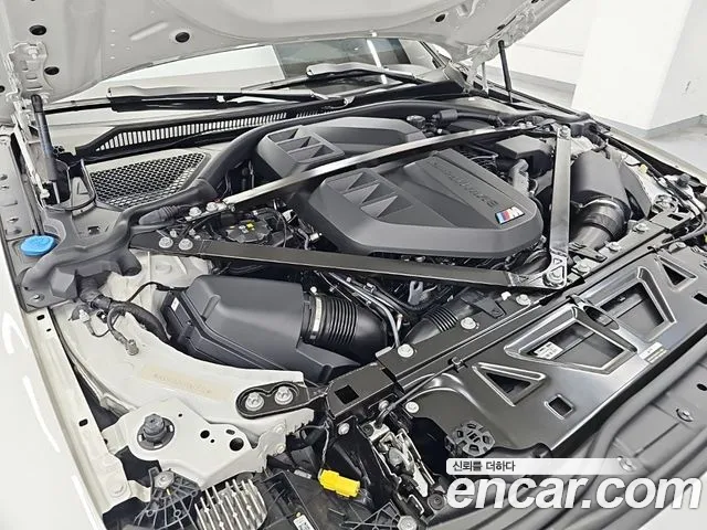 BMW M4 — Фото автомобиля 5
