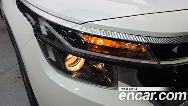 Kia Seltos — Фото автомобиля 22