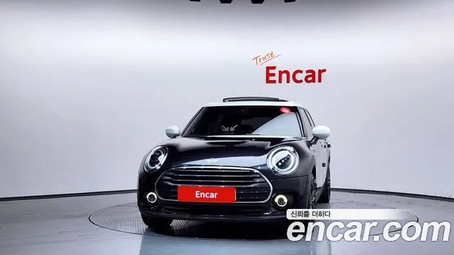 MINI Clubman — Фото автомобиля 3