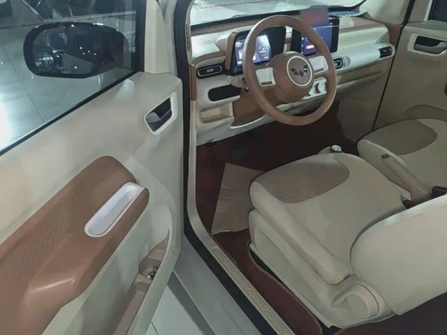 Wuling Hongguang Mini EV — Фото автомобиля 15