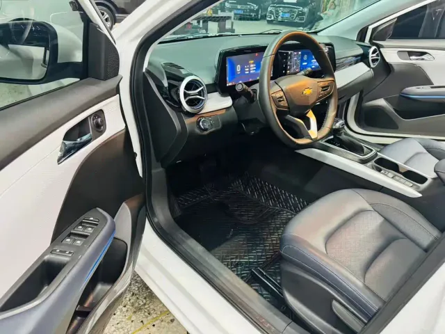Chevrolet Monza — Фото автомобиля 5