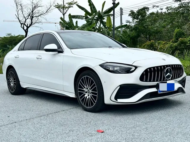 Mercedes-Benz C-Class — Фото автомобиля 3