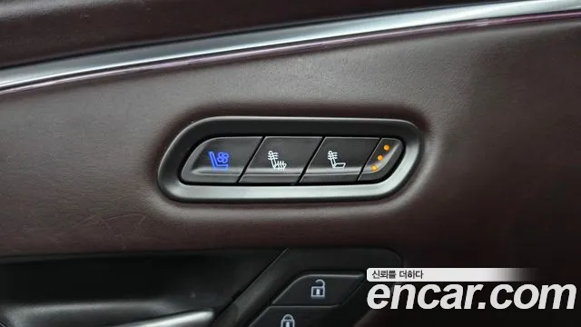 Cadillac Escalade 5th Gen — Фото автомобиля 27
