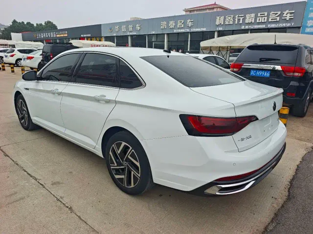 Volkswagen Sagitar — Фото автомобиля 16