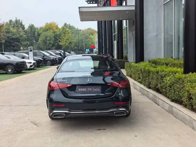 Mercedes-Benz C-Class — Фото автомобиля 15