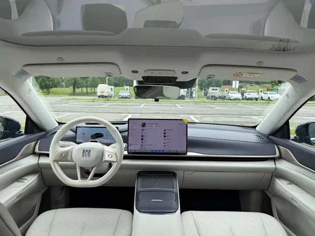 Buick Electra L7 — Фото автомобиля 3