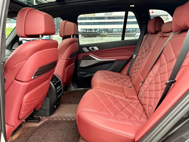 BMW X5 — Фото автомобиля 11