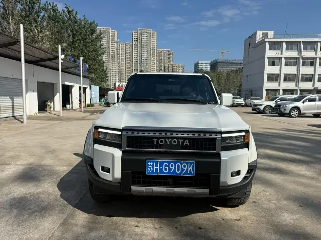 Toyota Prado — Фото автомобиля 2