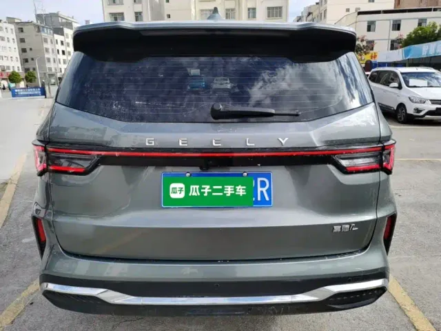 Geely Jiaji — Фото автомобиля 5