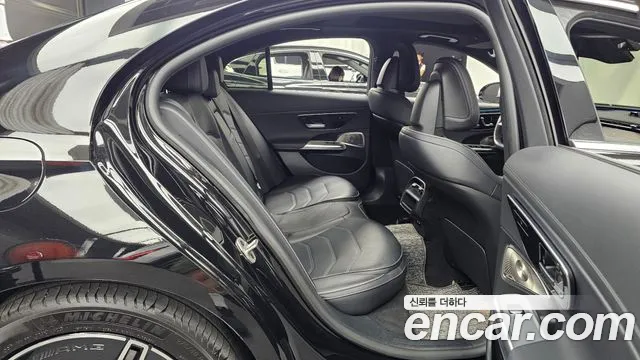 Mercedes-Benz E-Class E-класс W214 — Фото автомобиля 11
