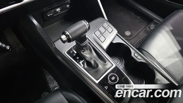 Kia Sportage Sportage 5-е поколение Дизель 2.0 2WD — Фото автомобиля 9
