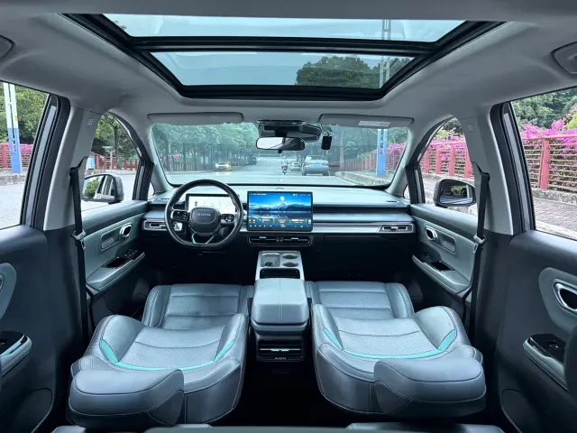 GAC Aion Y — Фото автомобиля 12