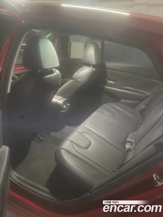 Hyundai Avante CN7 — Фото автомобиля 12