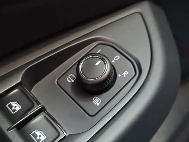 Volkswagen Passat — Фото автомобиля 17