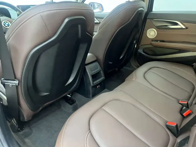 BMW 1 Series — Фото автомобиля 13