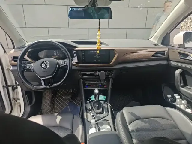 Volkswagen Tharu — Фото автомобиля 5