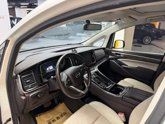 GAC Trumpchi M8 — Фото автомобиля 6