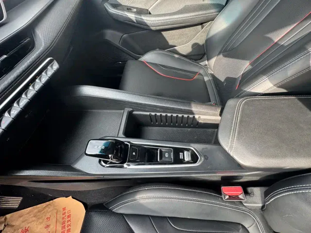 Geely Binrui — Фото автомобиля 5