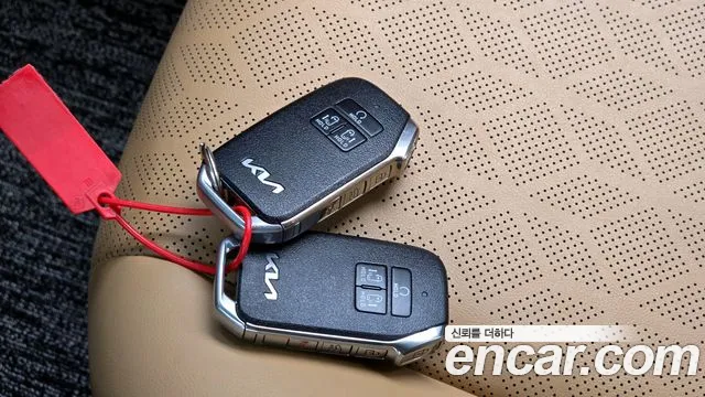Kia Canival Carnival 4 поколение Дизель 9 мест Prestige — Фото автомобиля 24