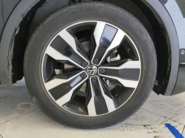Volkswagen Tiguan L — Фото автомобиля 6