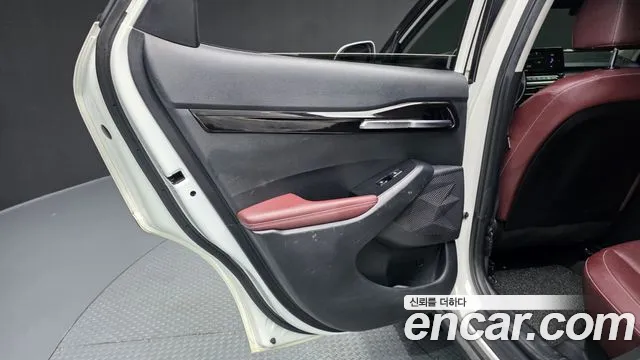 Kia Seltos — Фото автомобиля 14