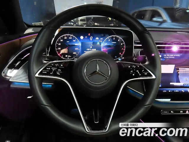 Mercedes-Benz E-Class — Фото автомобиля 8