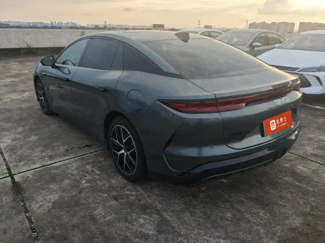 BYD Han L — Фото автомобиля 3