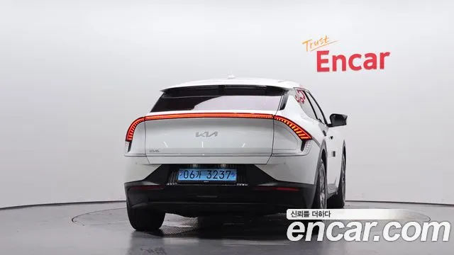 Kia EV6 — Фото автомобиля 4
