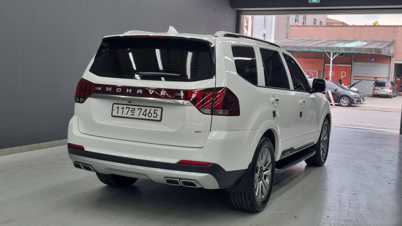 Kia Mohave Mohave The Master Дизель 3.0 4WD 5 мест — Фото автомобиля 2