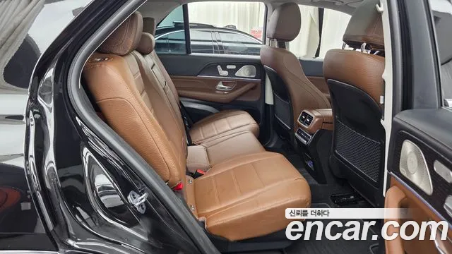 Mercedes-Benz GLE-Class — Фото автомобиля 11