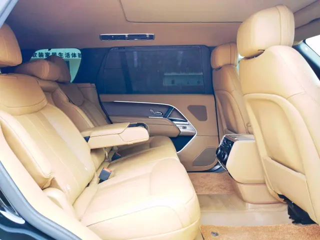 Land Rover Range Rover — Фото автомобиля 11